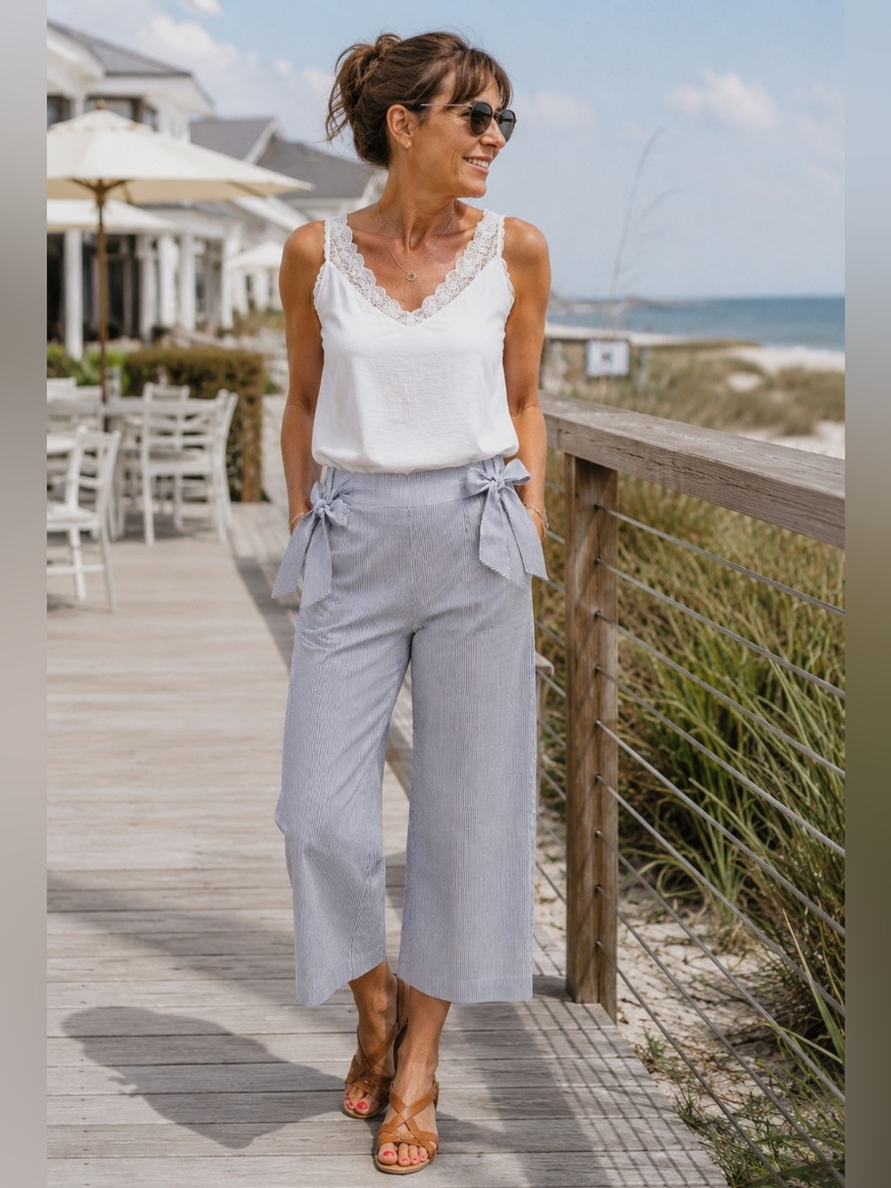 CeCe Navy & White Pinstriped Cropped Pants | Bow Waist | Wide Leg | Size 8